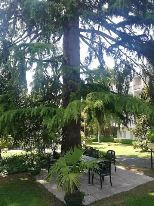 Monika Holiday 333 Star On The Lake Garda  0*, Garda (Verona) Italy